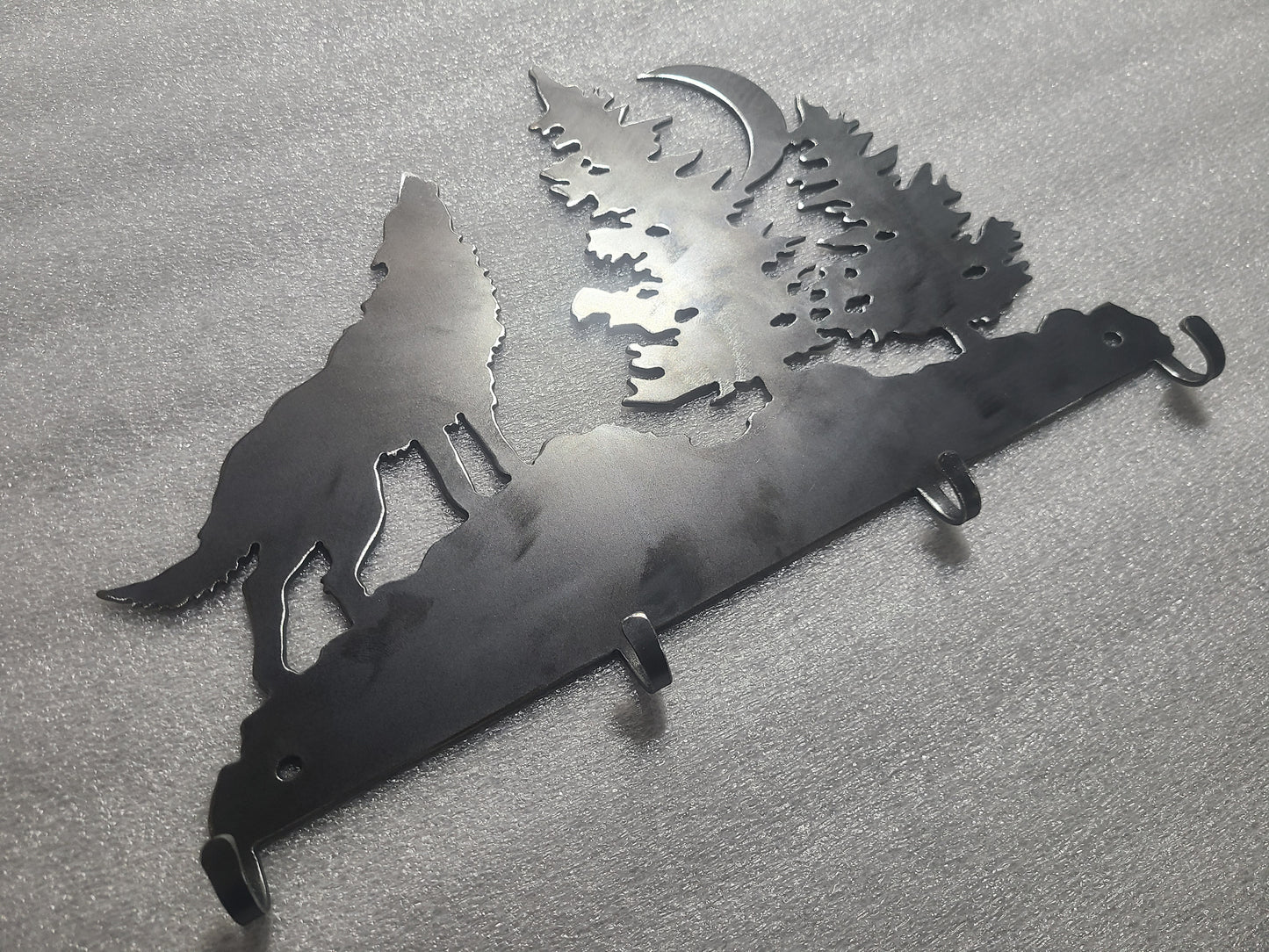 Wolf Key Hanger